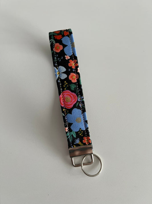 Keyfob wristlet