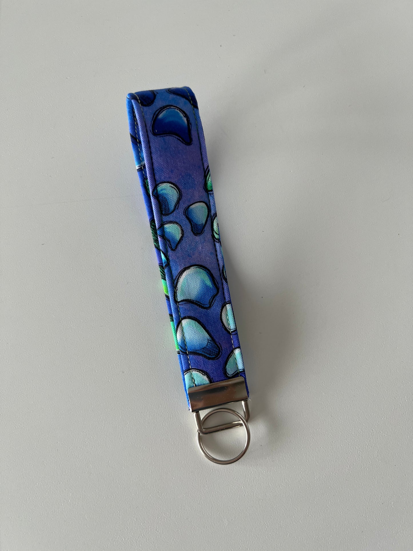 Keyfob wristlet